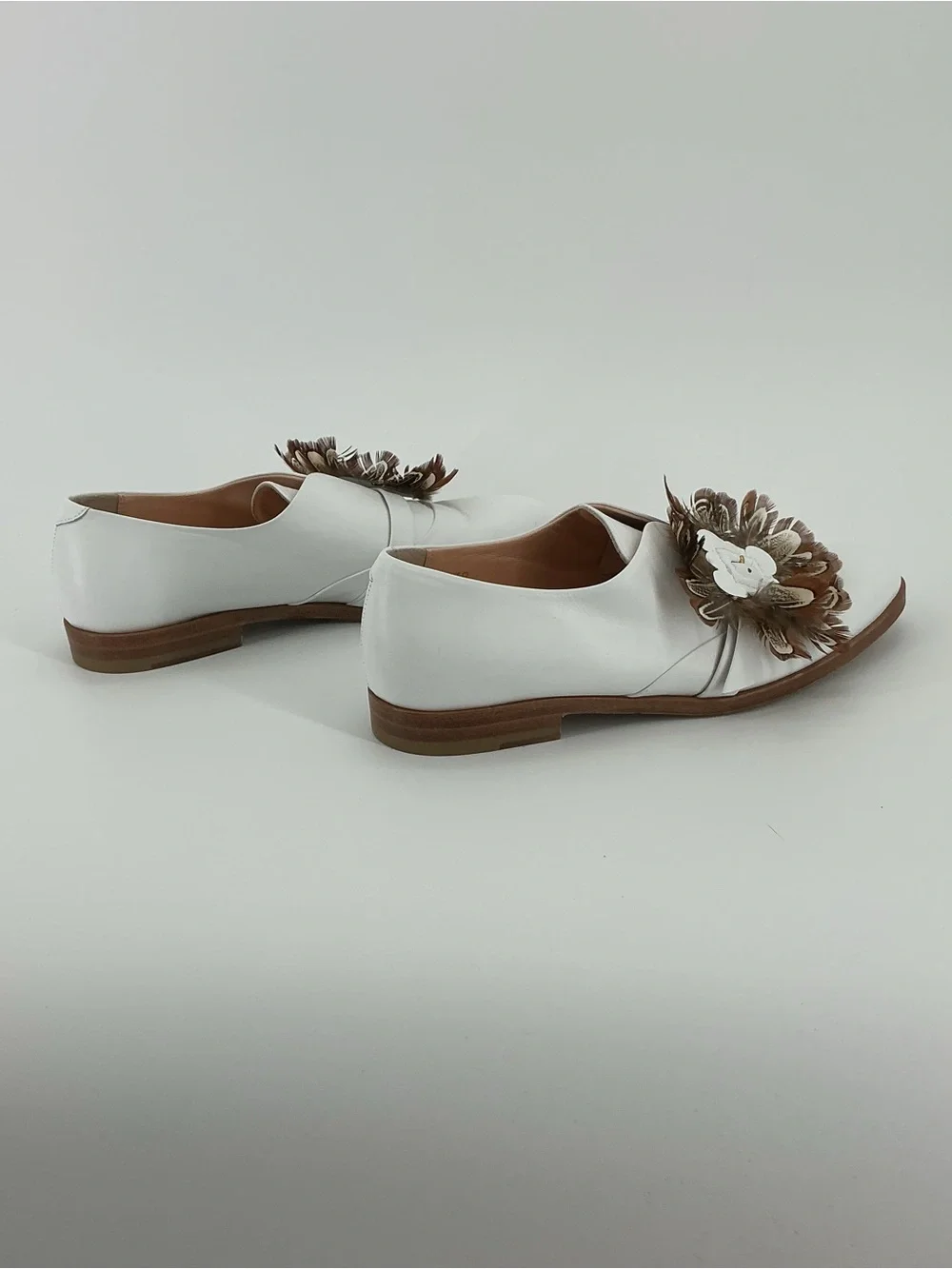Rupert Sanderson White Leather Feather Embellished Loafers Flats 38